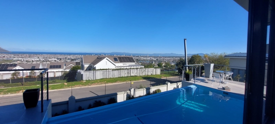 To Let 2 Bedroom Property for Rent in Fairhaven Country Estate Western Cape